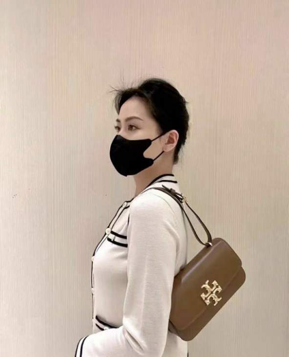 Picture of Tory Burch Handbags _SKUfw237918800fw